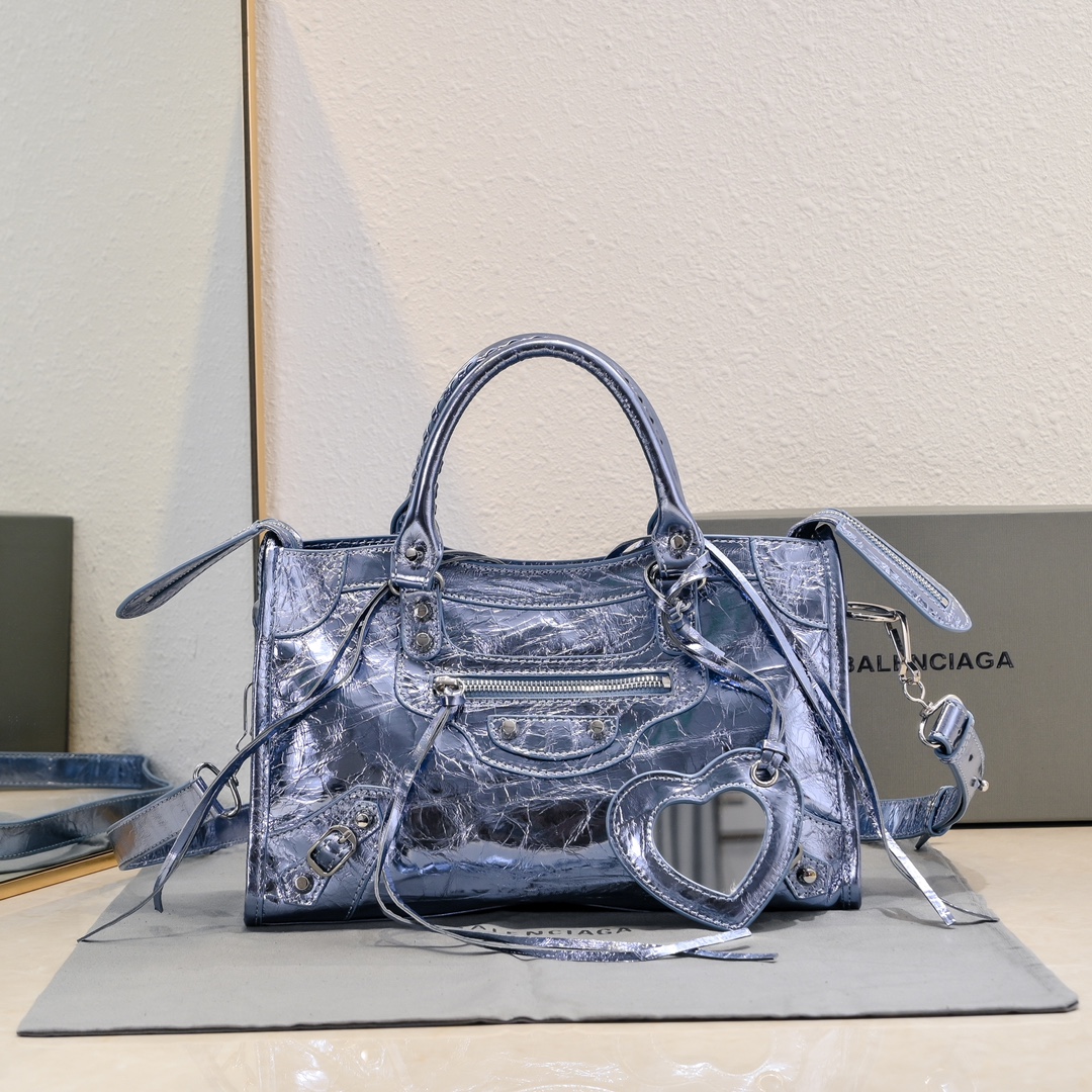 Yinxue Metallic Blue Cagole Bag