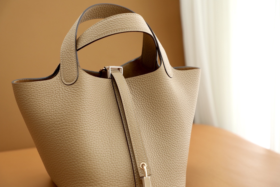 Yinxue Luxury Handbag Reseller
